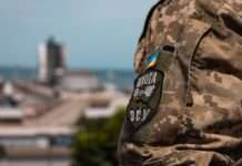 Україна використовує на Донбасі тактику “повільного відступу”, – NYT