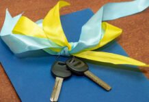 У Камʼянському виділили житло сімʼї військового та переселенцям