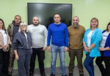 У Камʼянському з нагоди Всесвітнього дня гуманітарних дій пройшла акція “Діями до перемоги”