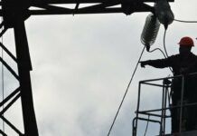 Україна знову почала продавати електроенергію: як це торкнеться простих громадян