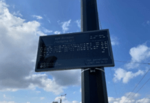 У Дніпрі на зупинках з’явилися нові інформаційні табло