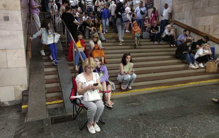 У Києві вдруге за ніч оголосили тривогу