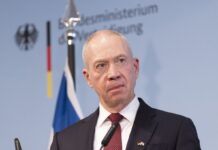 Міністр оборони Ізраїлю скасував візит до США: названо причину