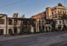 У Торецьку російські військові вбили і поранили цивільних – прокуратура