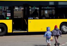 Єрмак: Україна повернула з окупованих РФ територій ще двох дівчат