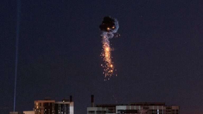 КОВА: на Київщині зафіксовано ударні безпілотники, працює ППО