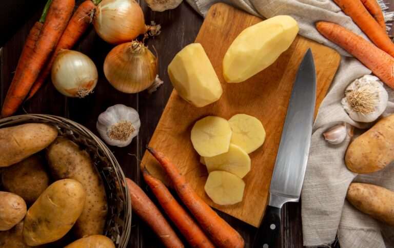 Рекордне здорожчання. Чому в Україні ростуть ціни на овочі “борщового набору”