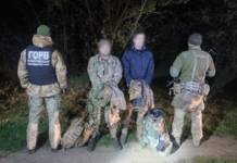 Одягнулись в камуфляж аби непомітно втекти до Молдови: на кордоні виявили двох ухилянтів з Дніпропетровщини
