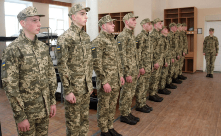 В Україні збільшили тривалість військової підготовки для мобілізованих
