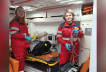 Випив 4 банки Revo: на одній з вулиць Камʼянського перехожі знайшли непритомного хлопчика