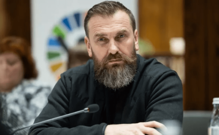 З 2025 року для вчителів передбачена надбавка у 1000 гривень, але не для всіх – міністр освіти Лісовий