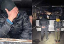 У багажнику автобуса двоє чоловіків намагались непомітно втекти до Польщі: деталі