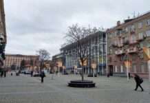 Росія атакувала район міста Дніпро: горять магазин, багатоповерхівка та приватний будинок