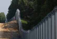 Міноборони Польщі: перші 2 км «Східного щита» на кордоні з РФ і Білоруссю будуть готові цього тижня