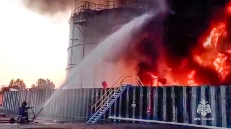 Генштаб: українські сили вдарили по складу палива в Бєлгородській області РФ