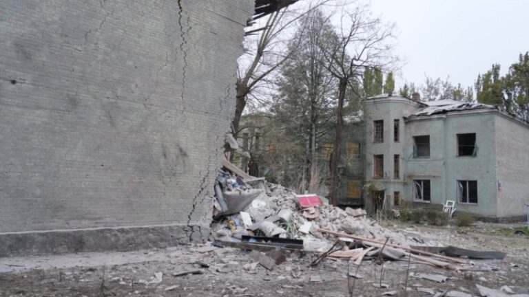 Місцева влада: через обстріли Росії є поранені в п’яти областях