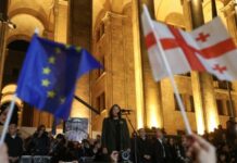 Грузія: опозиція анонсує нові акції протесту проти фальсифікації виборів