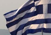 У Греції невідомі здійснили напад на акцію до роковин Голодоморів: посольство України вимагає розслідування