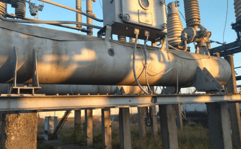 За тиждень енергетики ДТЕК повернули електропостачання після обстрілів у 126 тисяч осель Дніпропетровщини