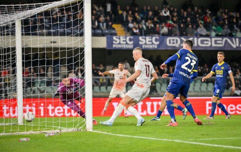 Довбик голом не врятував “Рому” від чергової поразки в чемпіонаті Італії: відео