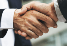 Як зупинити будь-який конфлікт у стосунках: поради для збереження гармонії з рідними, друзями та колегами