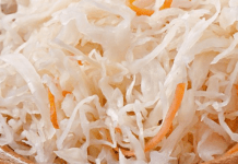 П’ять помилок, які можуть зіпсувати квашену капусту: поради від досвідчених господинь