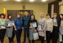 Андрій Білоусов нагородив освітян