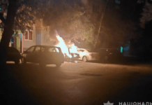 У Кам’янському 35-річна жінка підпалила автомобіль знайомого