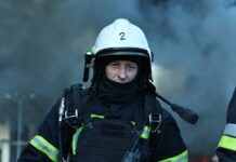 РФ масовано атакувала Одеський район дронами: пошкоджено будинки, є поранені