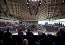 Повинен поставити крапку у війні. У Зеленського назвали нову умову проведення саміту миру