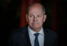 Не можна грати у “російську рулетку”. Шольц знову виступив проти Taurus для України