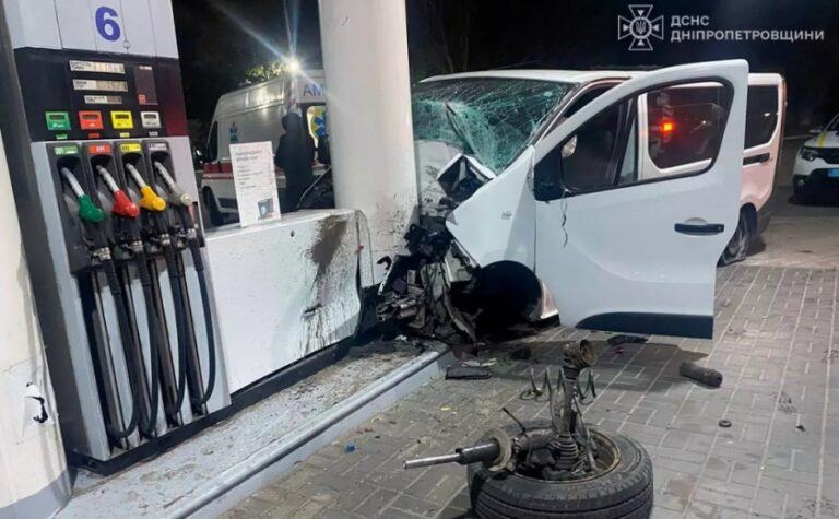 У Кам’янському внаслідок ДТП травмувались чоловік та жінка