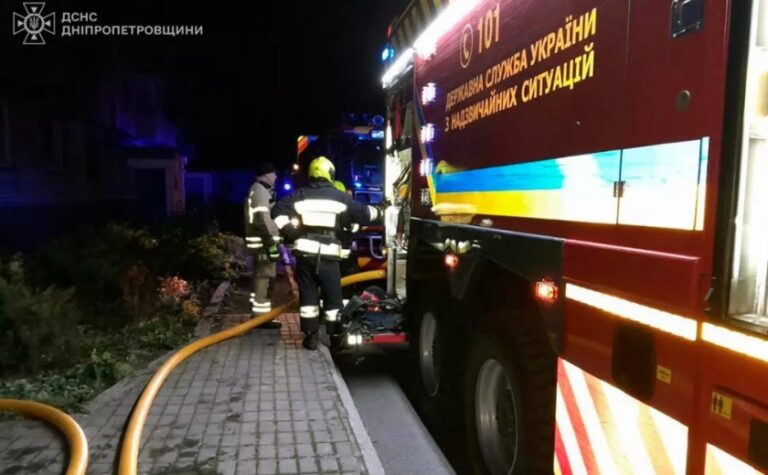 У Дніпровському районі під час пожежі в квартирі загинула жінка