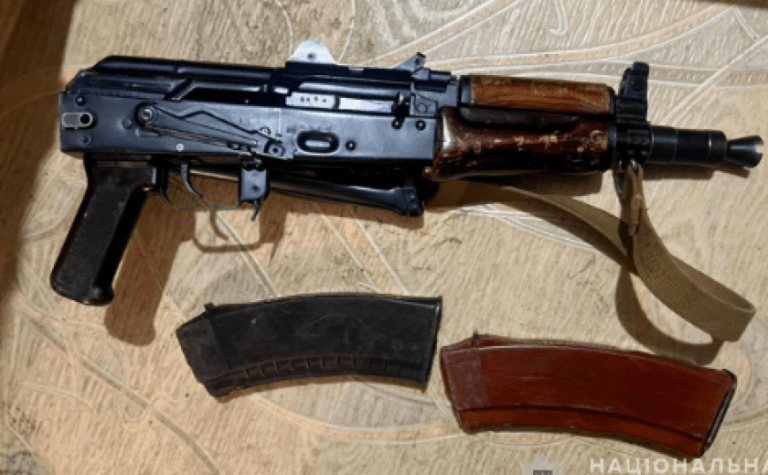 Розстріляв продавчиню магазину з вогнепальної зброї: поліцейські Павлограду затримали зловмисника