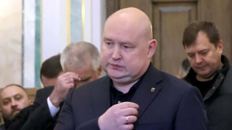 Російський голова Севастополя заявляє про атаку безпілотників