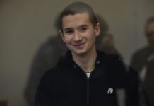 РФ: 18-річного засудженого у справі про підпал військкомату поставили в колонії на облік як схильного до «тероризму»