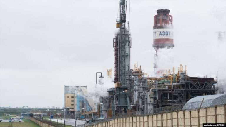 Польща розширила санкції проти постачальників добрив із Білорусі