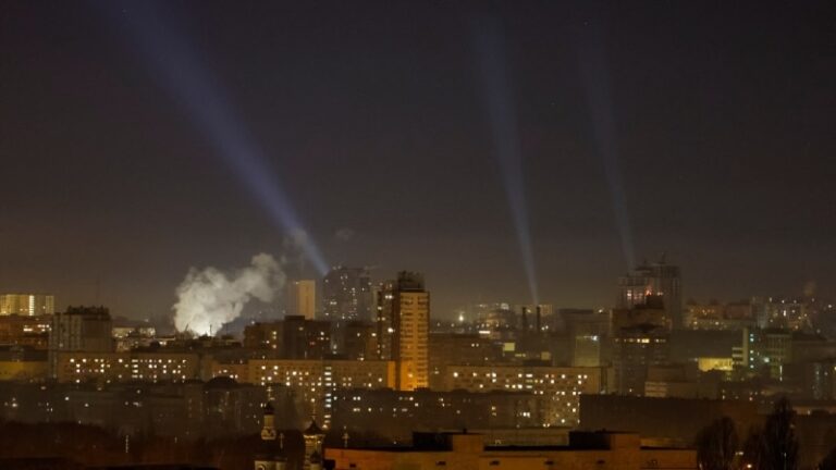 Повітряні сили: російські дрони рухаються в кількох регіонах України