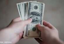 Попит на долари на міжбанку зріс до максимуму з 2022 року