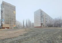 У Дніпрі завершили реконструкцію багатоповерхівки, в яку влучила російська ракета