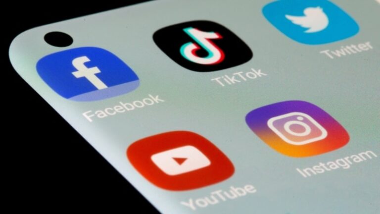 YouTube «де-факто заблокований у РФ» – аналітик