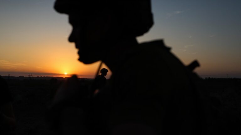 Генштаб ЗСУ: від початку доби на фронті відбулося понад 200 бойових зіткнень