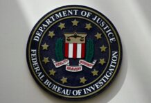 США: ФБР звинуватила в роботі на ФСБ росіянку, яка відвідувала заходи російської опозиції