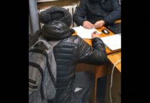 Керував транспортним засобом попри заборону: слідчі Дніпра повідомили чоловіку про підозру