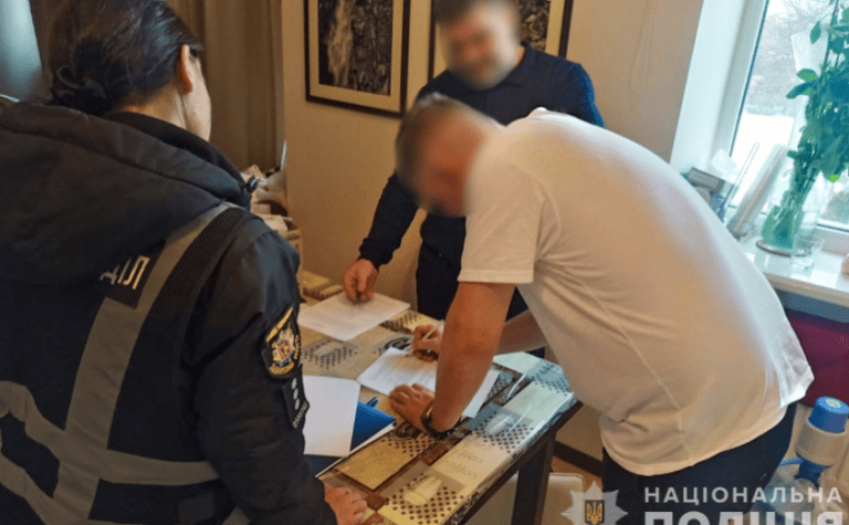 Запорізькі поліцейські викрили службових осіб, які розтратили державне майно на понад 1 000 000 гривень