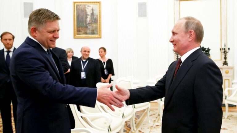 «Обмінялись думками про війну»: Фіцо зробив заяву після переговорів з Путіним