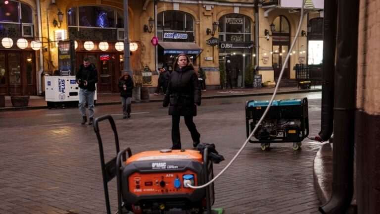 На завтра «Укренерго» не прогнозує відключень світла