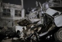 ДСНС: двох жінок врятували з-під завалів зруйнованого будинку в Запоріжжі