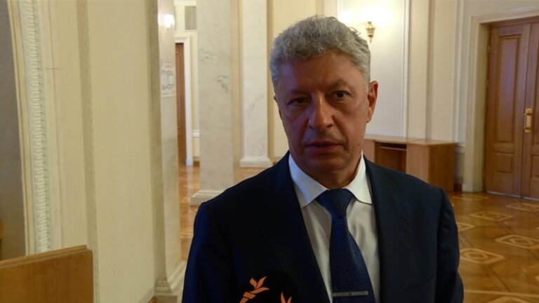 Бойко записав нове звернення: приніс вибачення і назвав Путіна «воєнним злочинцем» 