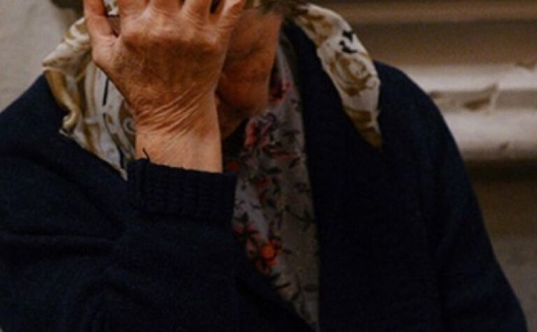 Вчиняв домашнє насильство відносно бабусі: поліцейські Дніпра повідомили про підозру 35-річному кривднику